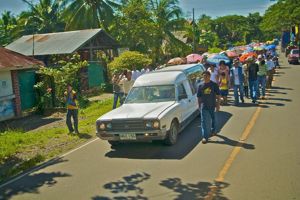 is a funeral procession important, funerallink, funeral service, funeral homes philippines, funeral homes near me
